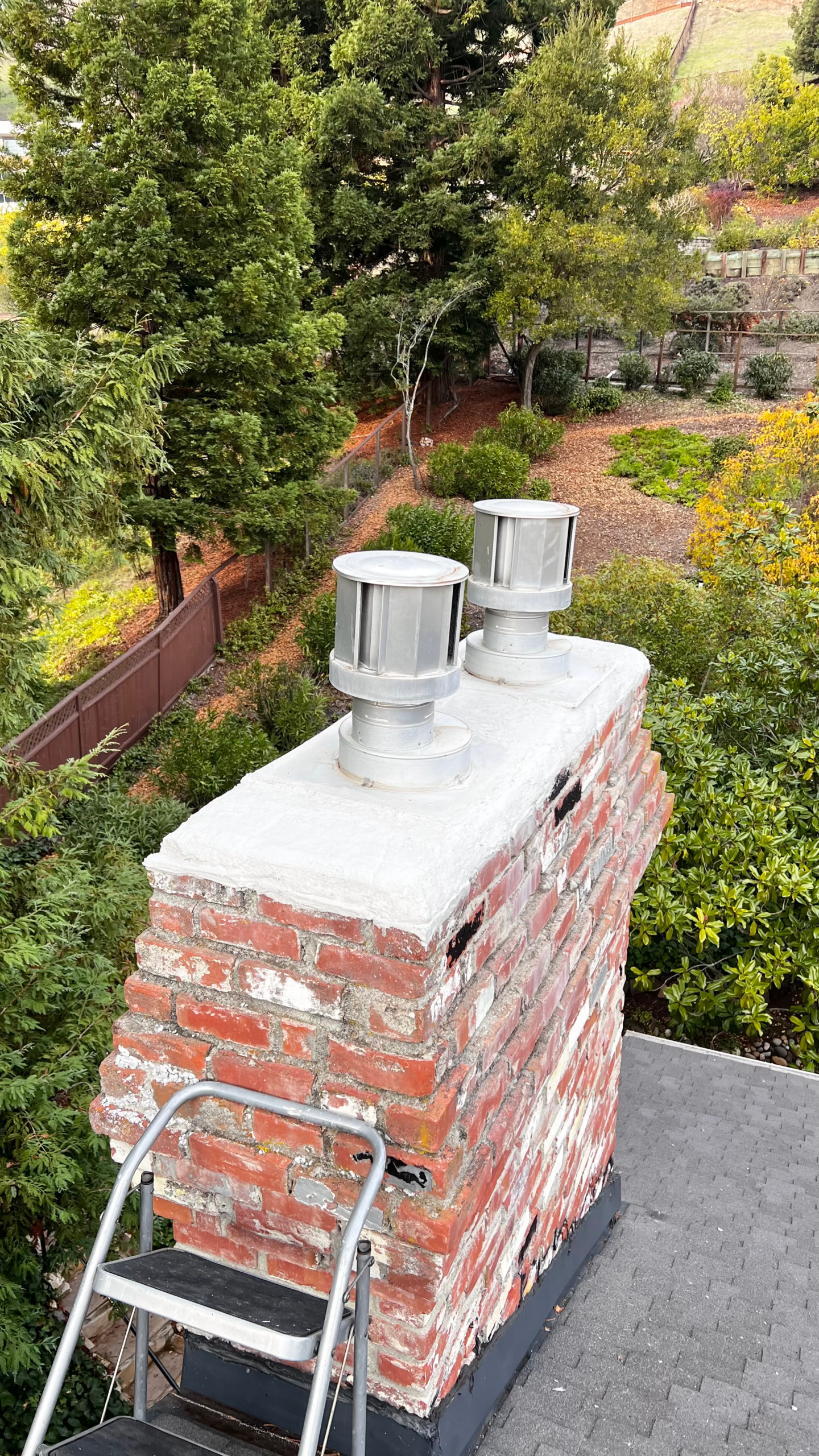 Bay Area chimney flue cleaning and inspection by certified technicians